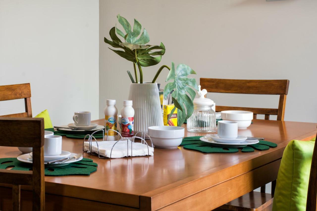 Stonehouse Apartment ปอนตาเดลกาดา ภายนอก รูปภาพ